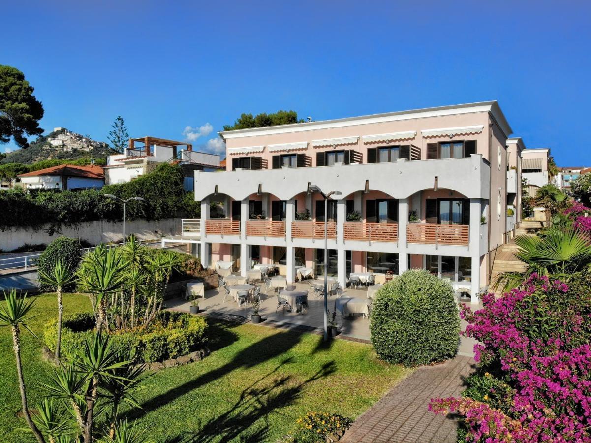 Hotel Mareluna Castellabate Esterno foto