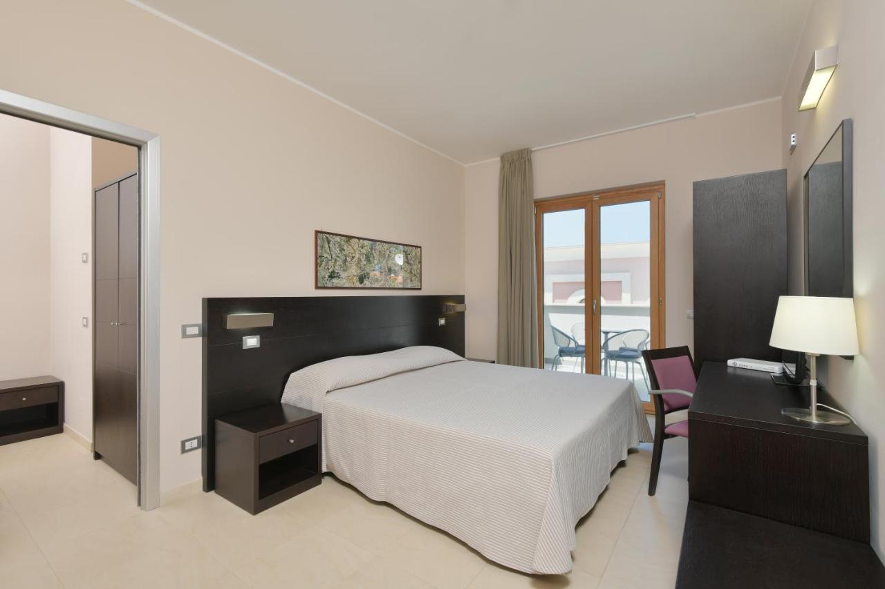 Hotel Mareluna Castellabate Esterno foto
