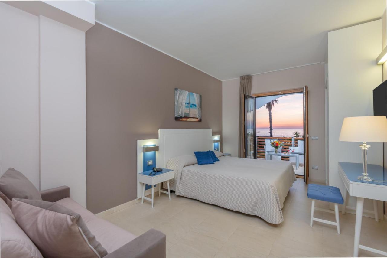 Hotel Mareluna Castellabate Esterno foto