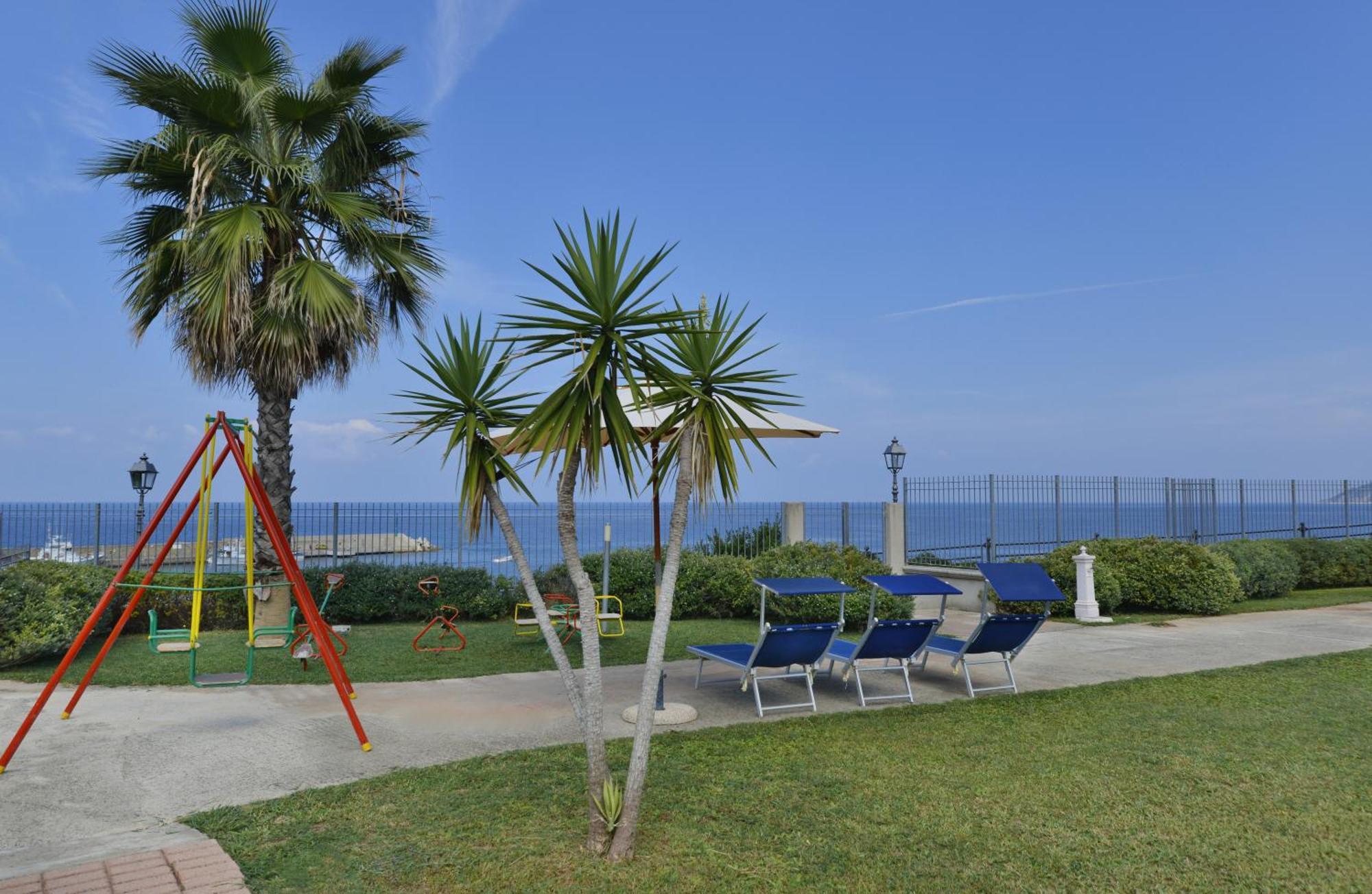 Hotel Mareluna Castellabate Esterno foto